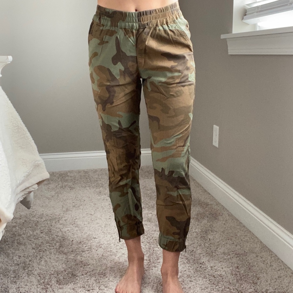 Levi’s Camo Joggers